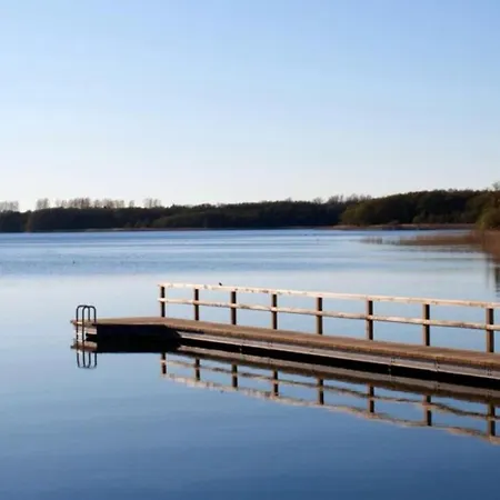 Wunderschoenes Grosses Reetdachhaus Zwischen Selenter Und Ostsee 度假居